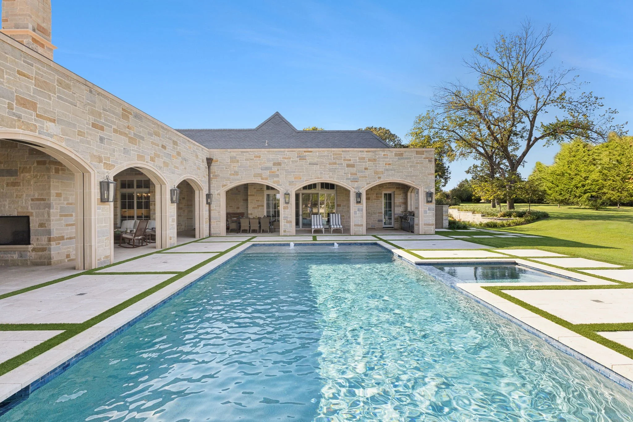 1806 Scenic LE Construction LLC Custom Luxury Built Home.jpg