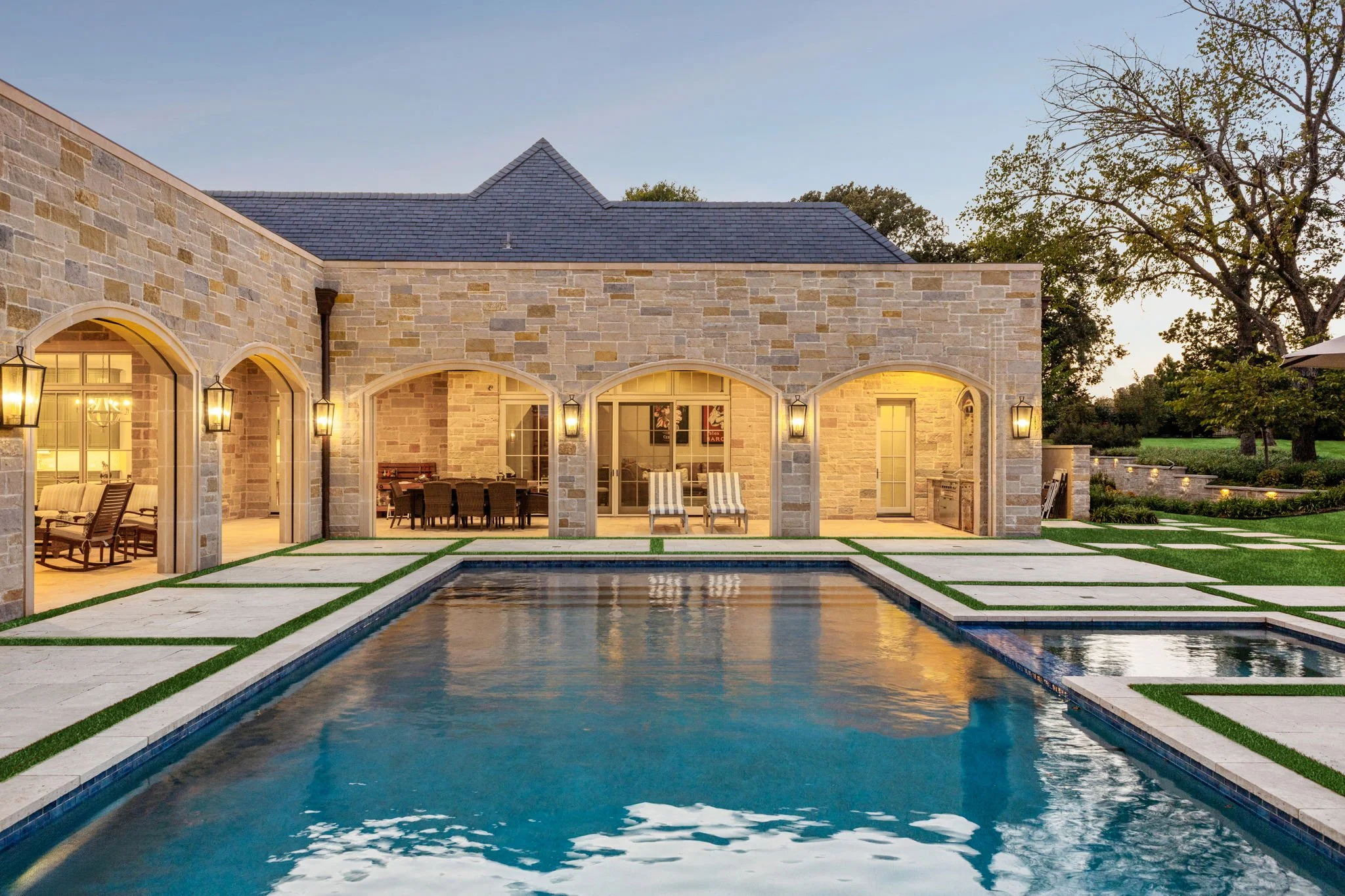 1806 Scenic LE Construction LLC Custom Luxury Built Home.jpg