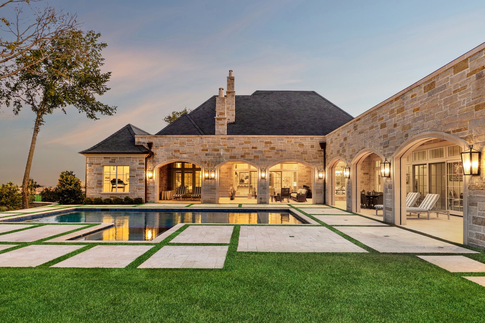 1806 Scenic LE Construction LLC Custom Luxury Built Home.jpg