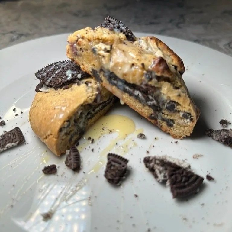 Oreo Stuffed Cookie