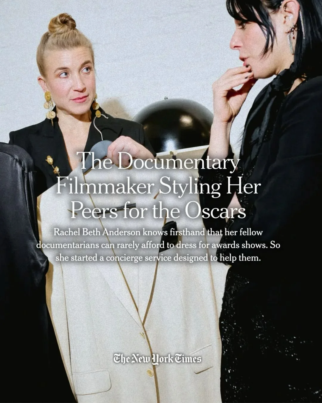 Rachel Beth Anderson, the wonderful and fashionable co-director of our film &ldquo;Great Photo, Lovely Life&rdquo;(@greatphotolovelylife), is featured in @nytimes today for helping style fellow documentarians! 

#greatphotolovelylife #documentary #do