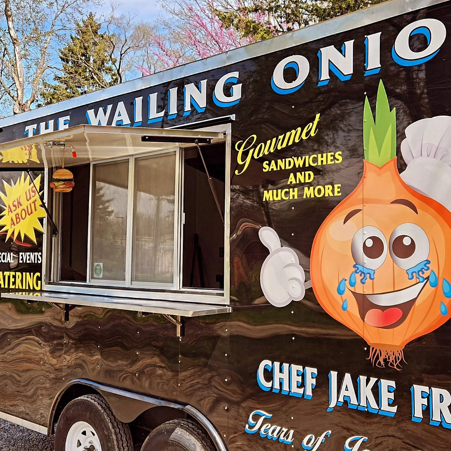We&rsquo;re excited to welcome back Food Truck - The Wailing Onion to 1861 Wine Lounge!

📅 Friday, May 8th
🕓 4:00 PM &ndash; 10:00 PM

Come enjoy an evening with great food, great wine, and an even better atmosphere. Grab dinner from The Wailing On