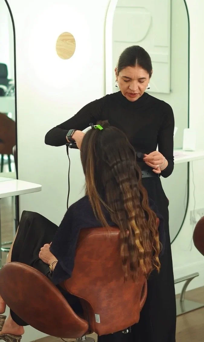 With DEEP KNOWLEDGE, and a PASSION for hair colour and cut, Urban Salon DELIVERS RESULTS our clients can not forget.