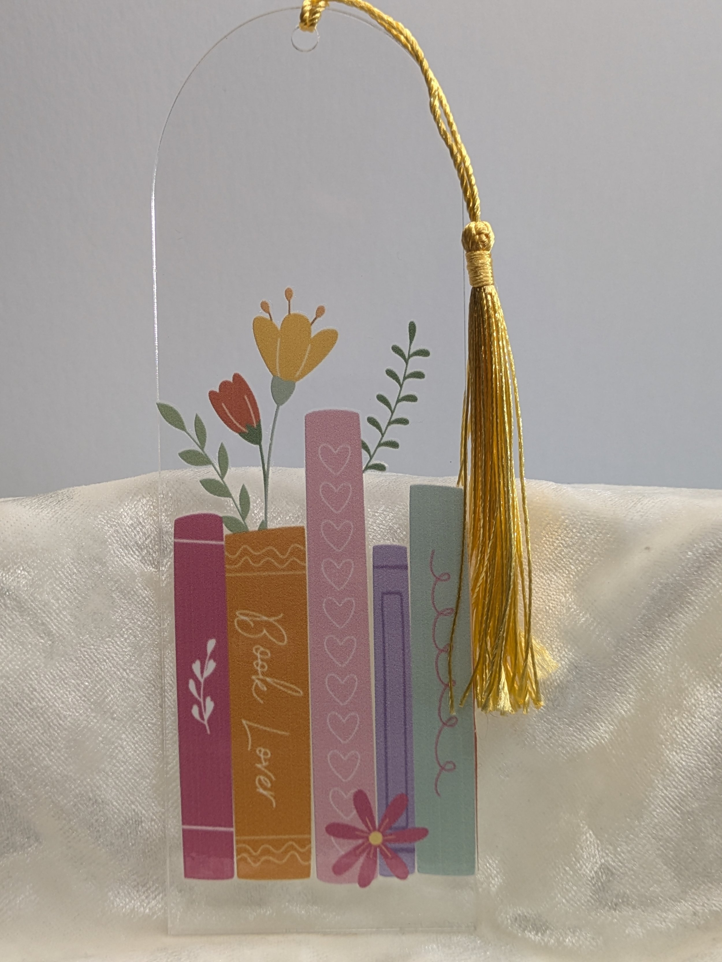 4 Bookmark.jpg