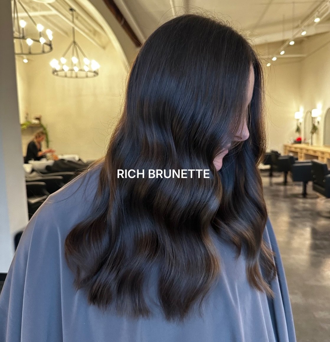 When you have naturally dark hair, coloring it requires a very different approach 🤎

Brunettes carry underlying pigment that needs to be balanced and enhanced, not stripped away or overpowered. 

A stylist who specializes in brunettes understands ho