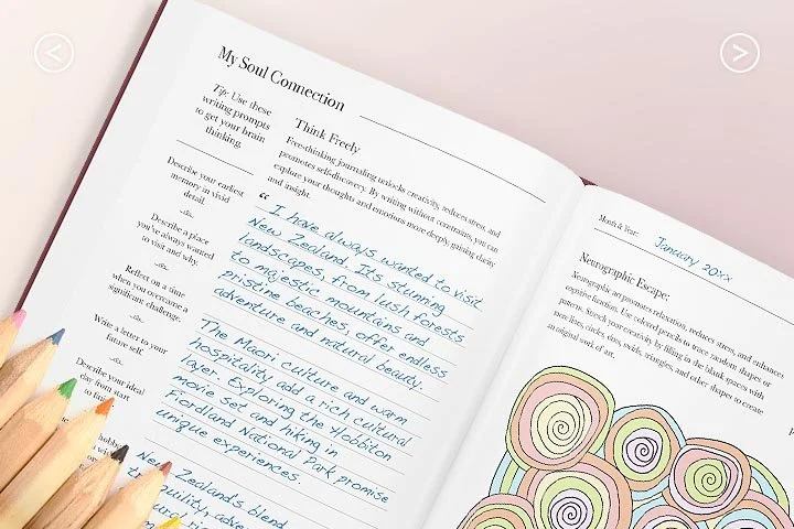 Think freely & color your stress away:
Give your brain a break and let the creativity flow.
