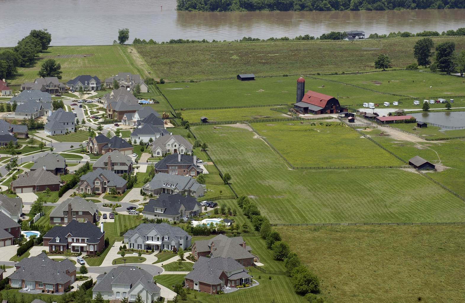 Healthy farms as a buffer to sprawl; an emotional appeal to modern consumers