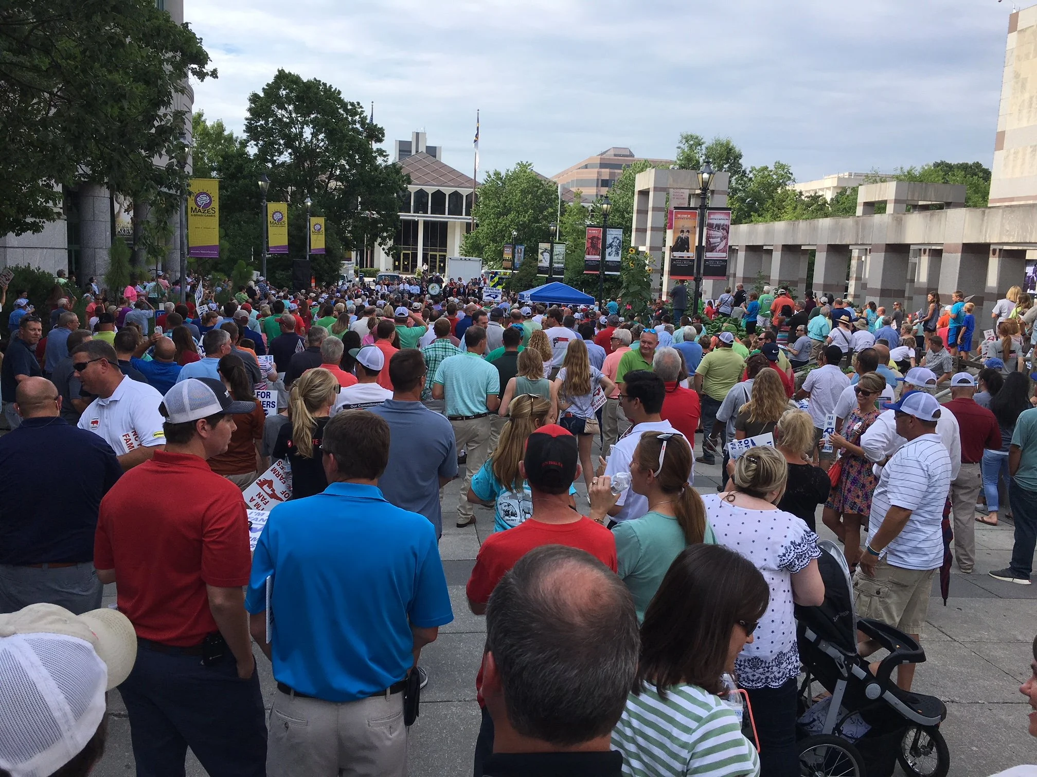 Governor Vetoes Farm Act After Rally For Ag