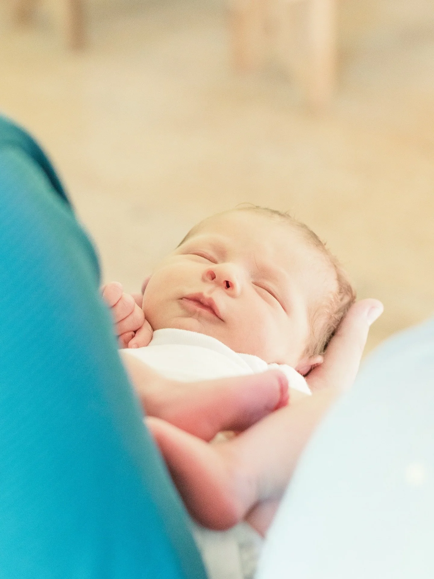 You&rsquo;ll never regret having too many photos of your babies, only not enough.

From the laughter to the quiet snuggles, I want to help you freeze the season you&rsquo;re in right now.

📸 Send me a message today to reserve your family&rsquo;s ses