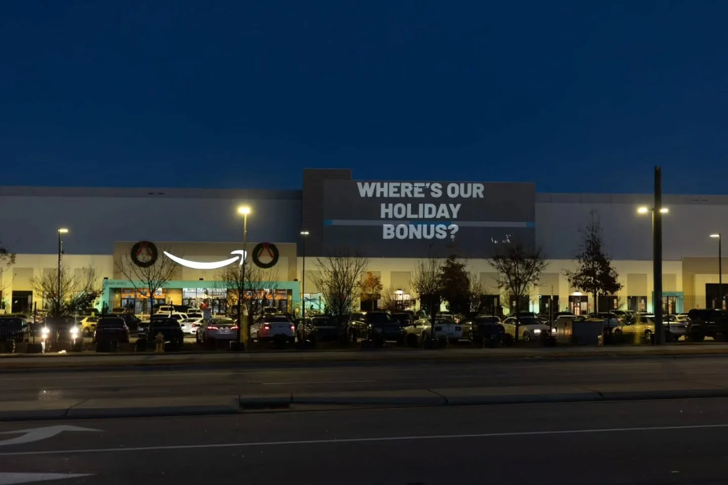 Labor activists shined a light on Amazon tonight at the RDU1 warehouse in Garner, North Carolina 🔦🔦! And the poverty wages, support for ICE, and union-busting ways of this megacorporation.

CAUSE&rsquo;s fight for worker rights continues at Amazon 