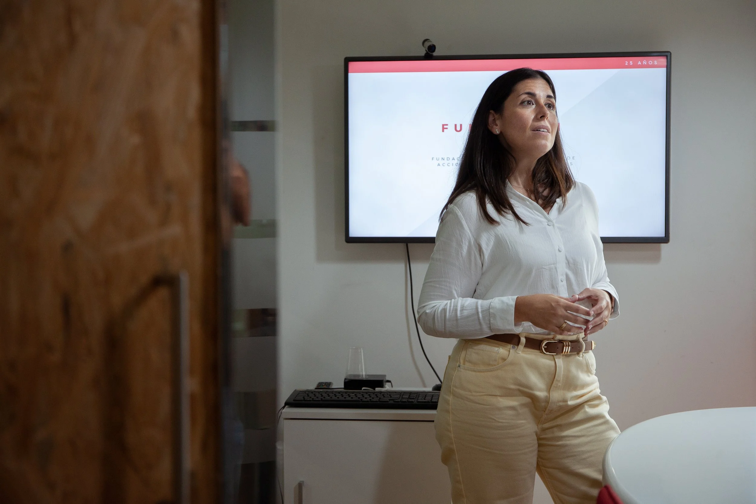 Media Analyst Overcomes Severe Anticipatory Anxiety and Becomes Confident on TV