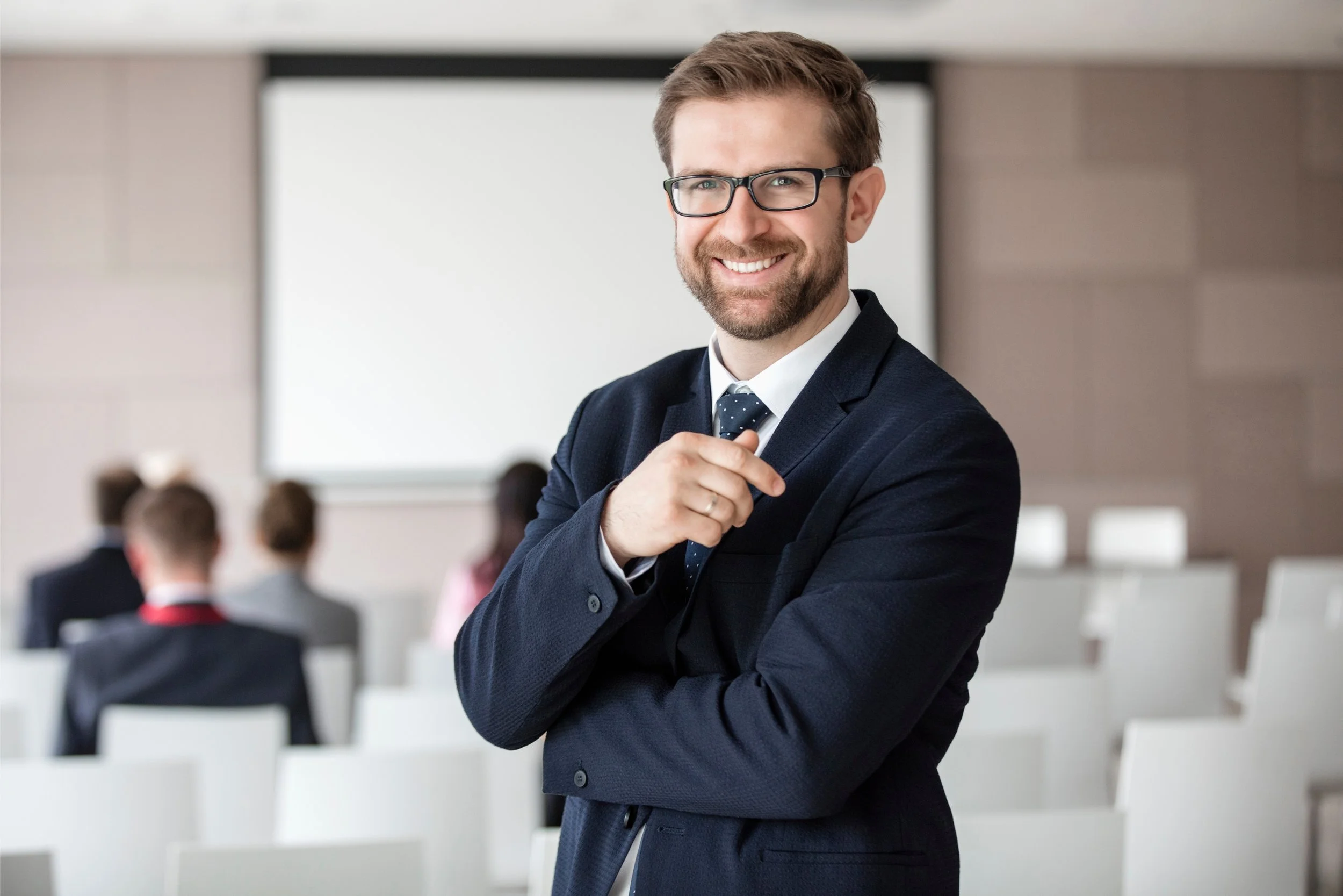 Professional confidence coaching: how senior leaders build calm, credible presence