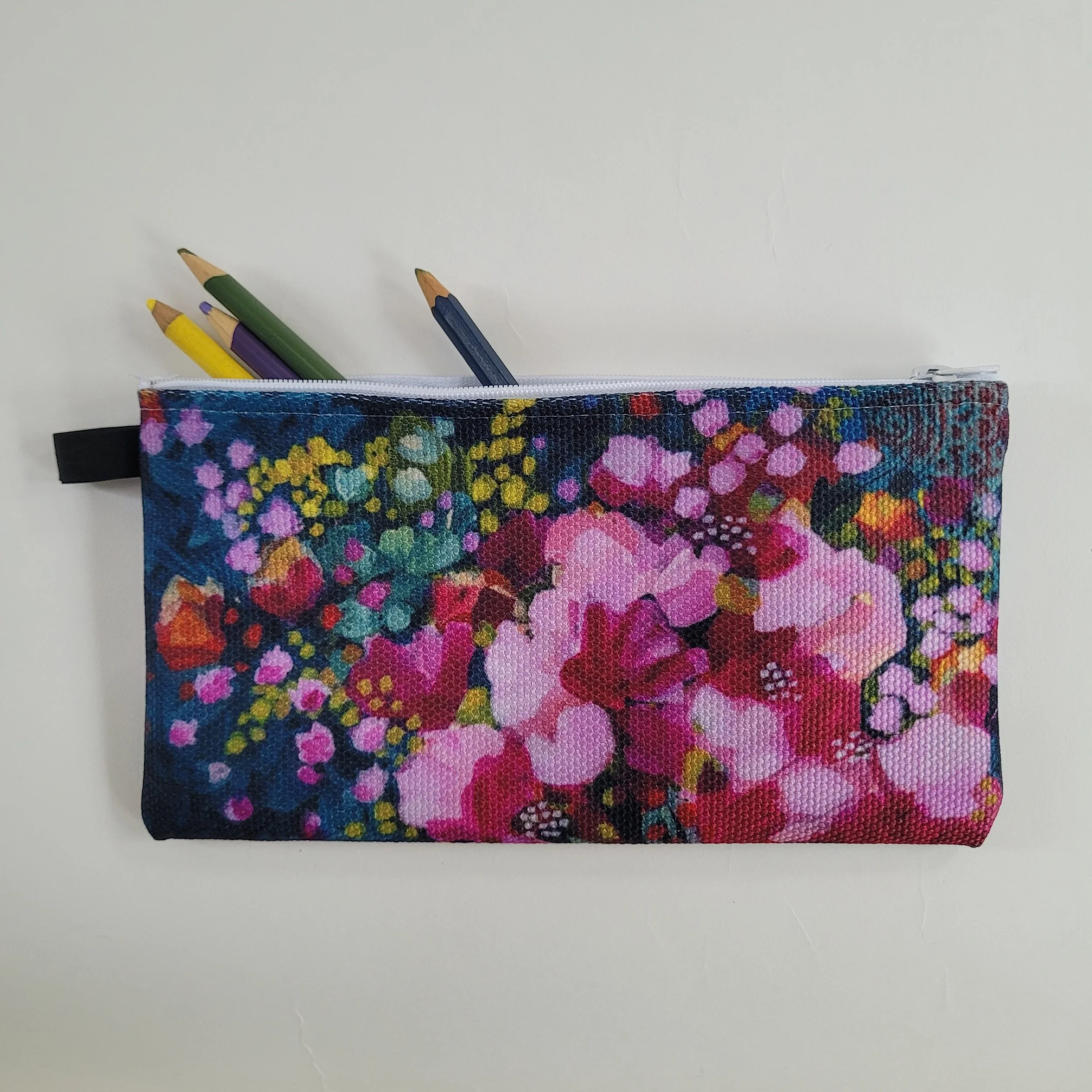 Small Pouch- Echos Dans Les Rues