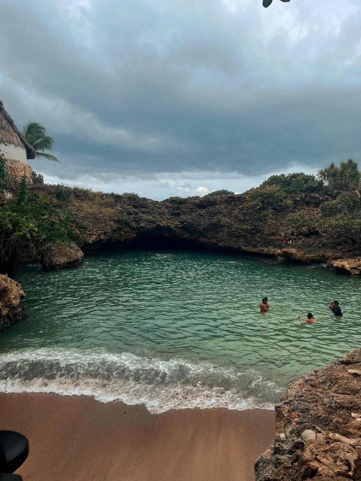 Dominican Seafood Restaurant, Ocean Pool and Cliff Jump