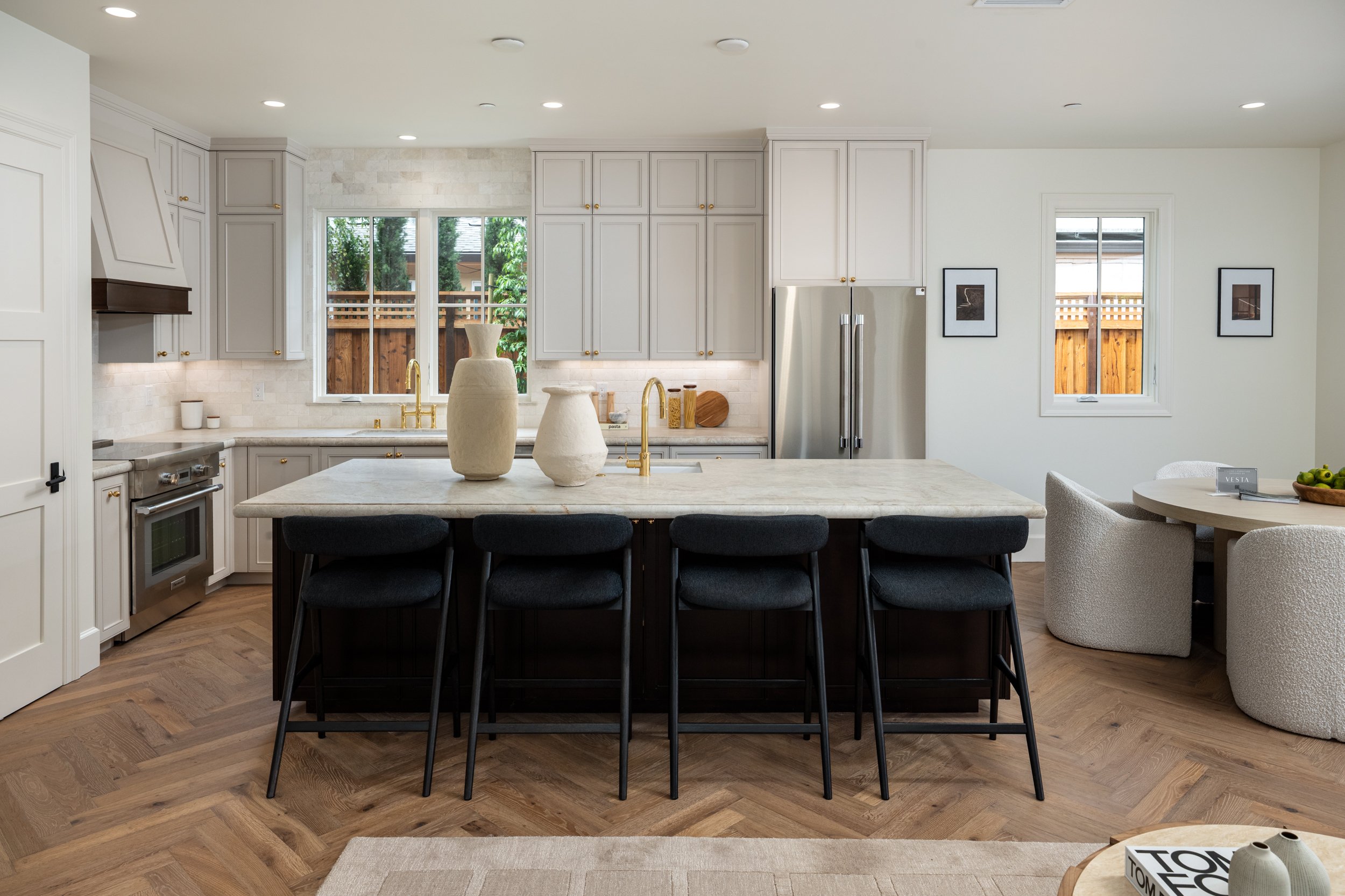 8-162AWaverley_Matt_Anello-5339-MLS.jpg
