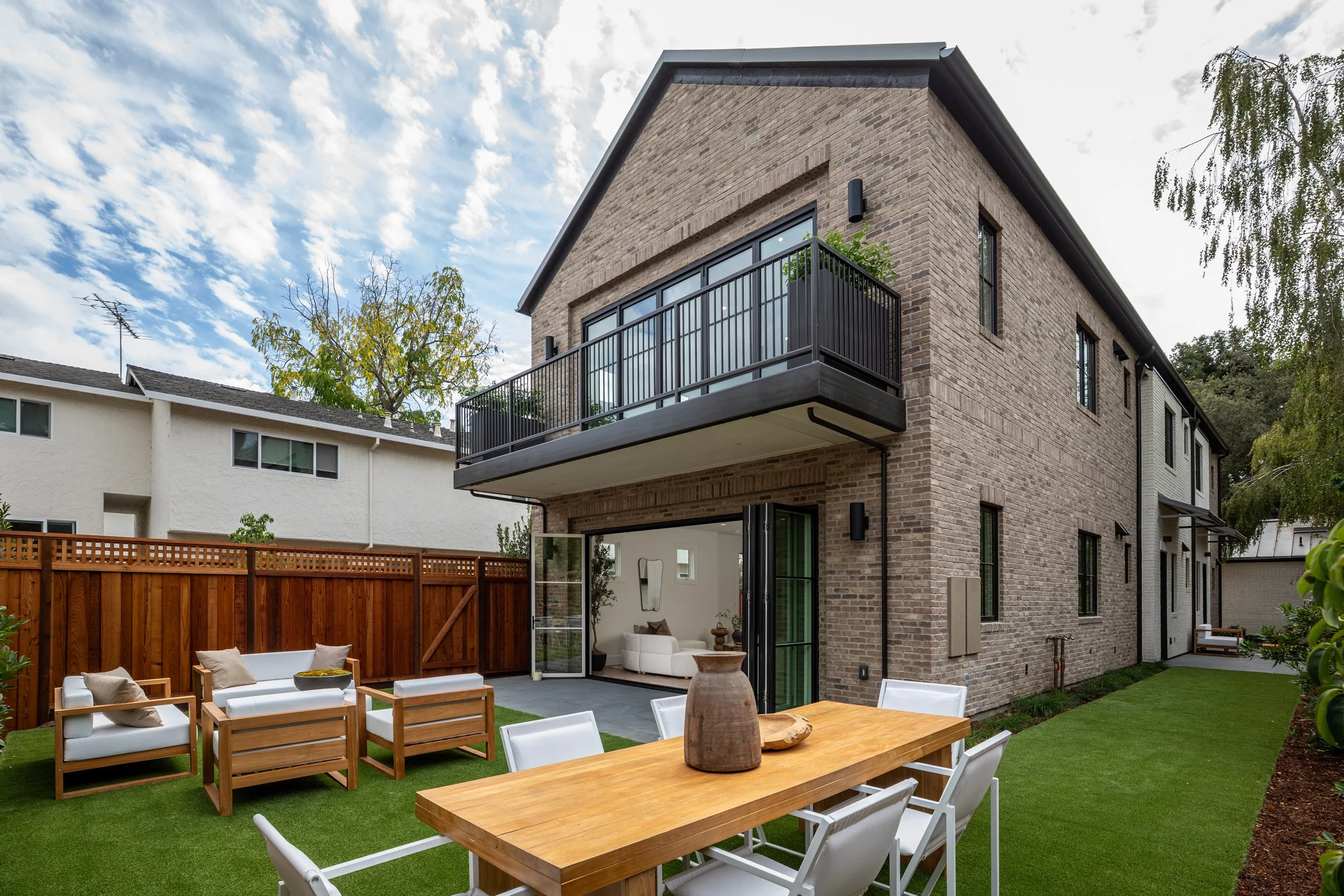 1-162AWaverley_Matt_Anello-5360-MLS.jpg