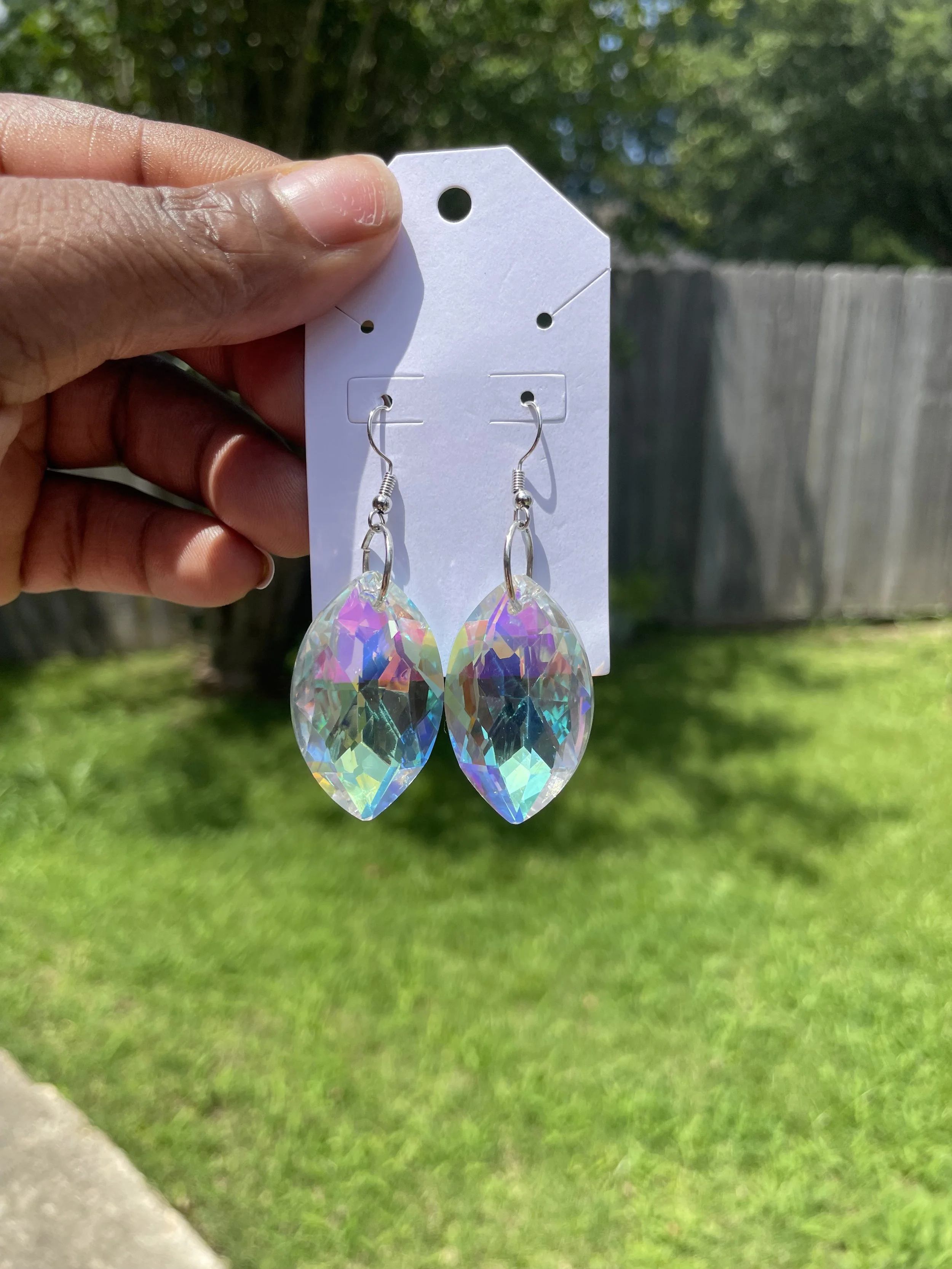 IRRIDESCENT TEAR DROP