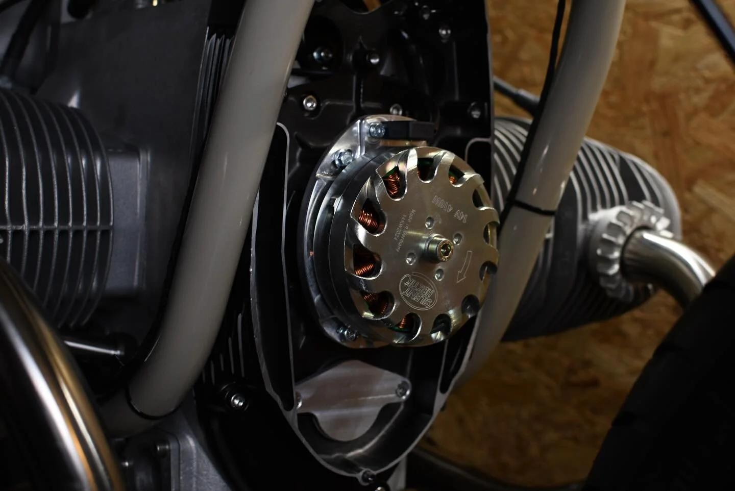 There&rsquo;s lots going on here, but focusing on the electronics: 

Prevention of the common causes of failure, ensuring long term reliability and easy serviceability were key. Deutsch DTM connectors and Raychem heat shrink encapsulate the Tefzel ca