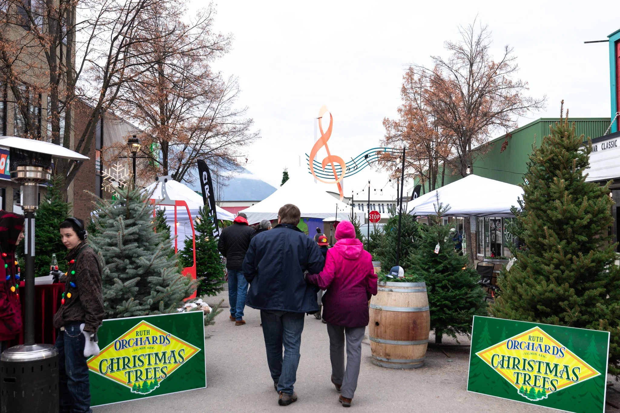 YULETIDE VILLAGE 2025 GREG SEBELL604.jpg