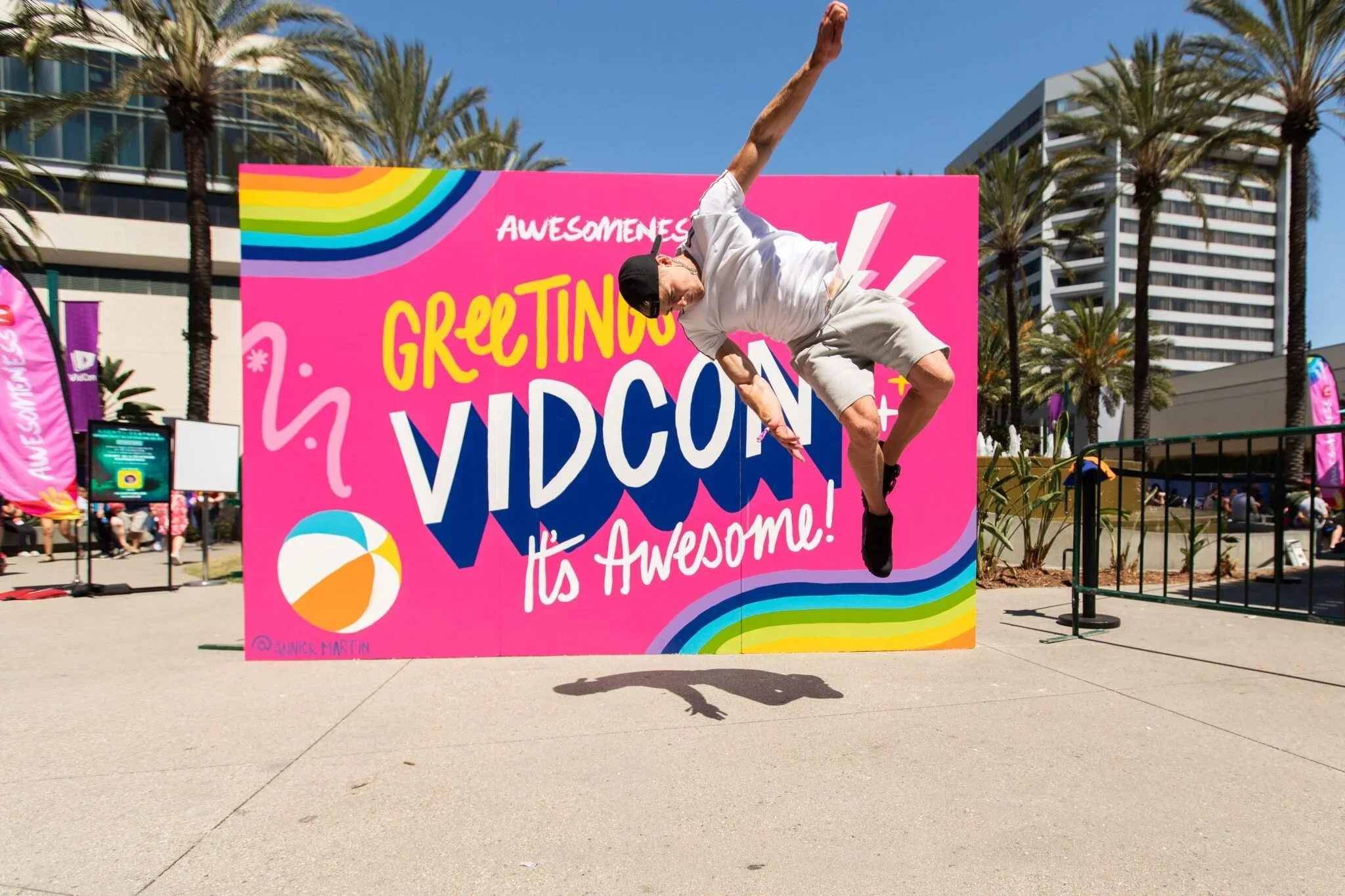 Copy-of-190713-VIDCON-GREETINGS_WALL-9847.webp