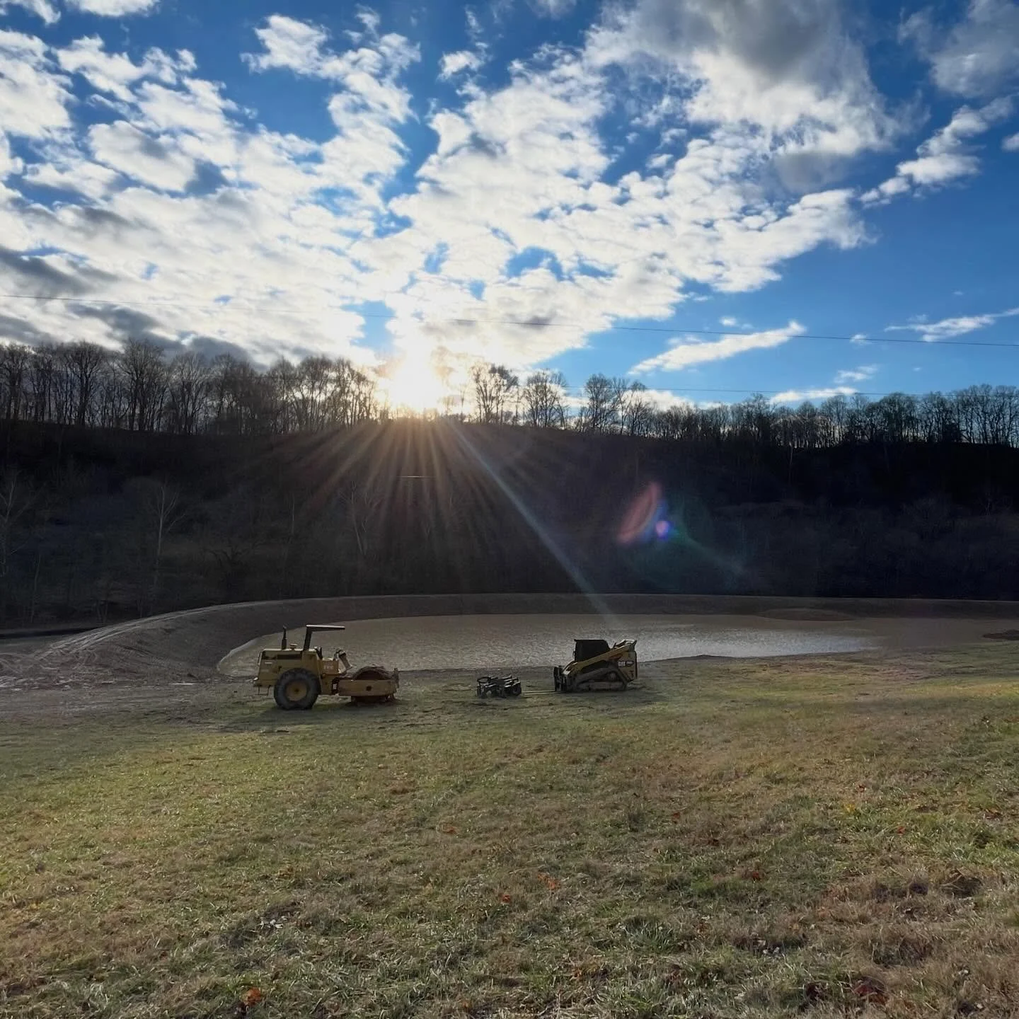 After a day of grey skies and cold rain, the ranch finally found its glow. Late afternoon light broke through, washing away the muted tones and bringing every acre back to life in full color. ✨

Praising God for the way His light transforms this worl