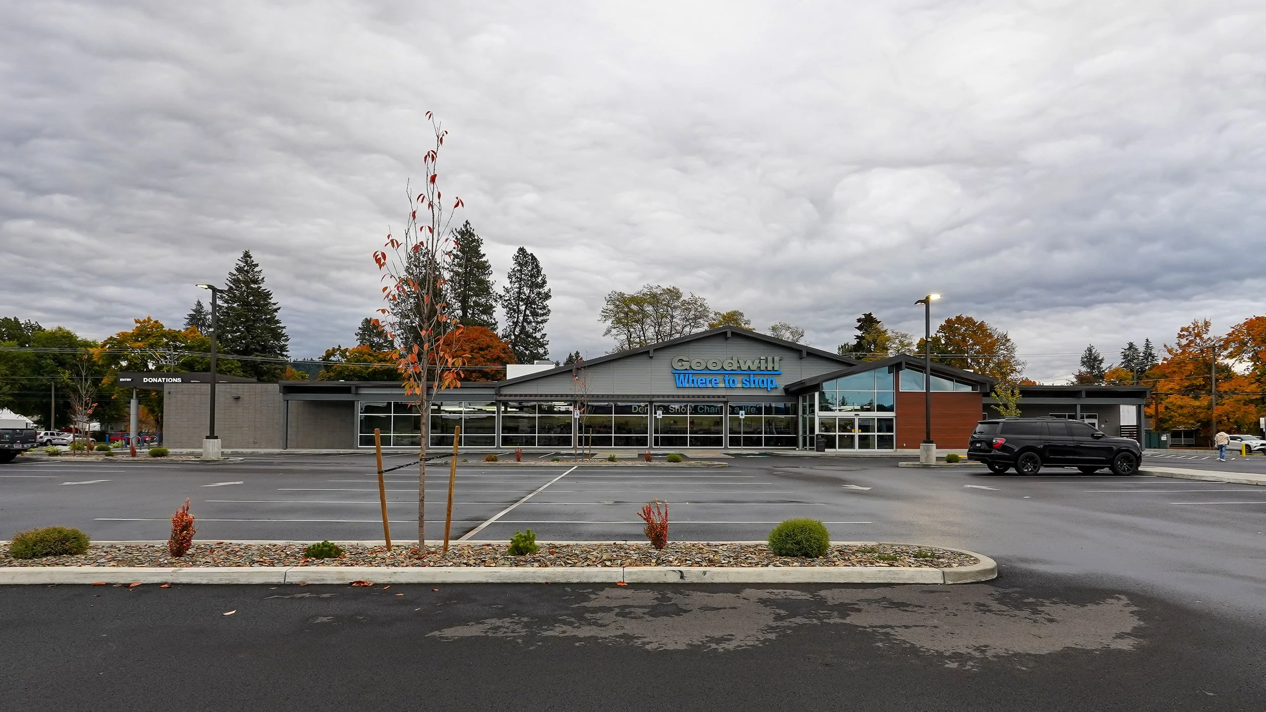 Goodwill_CDA_Exterior-11.jpg