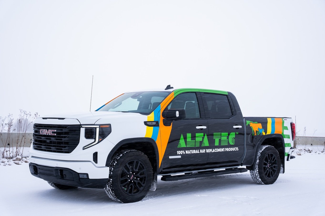 Proof you don&rsquo;t need a full wrap to make a full statement.
Alfa Tec half wrap on a brand new GMC 1500 goes hard 😮&zwj;💨