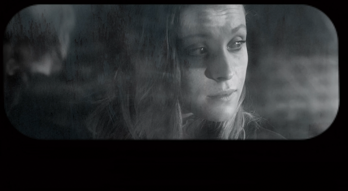 PASSAGERS / 7 doigts de la main // 
Directed / Johnny Ranger // 
Cinematographer / Mark Ó Fearghaíl