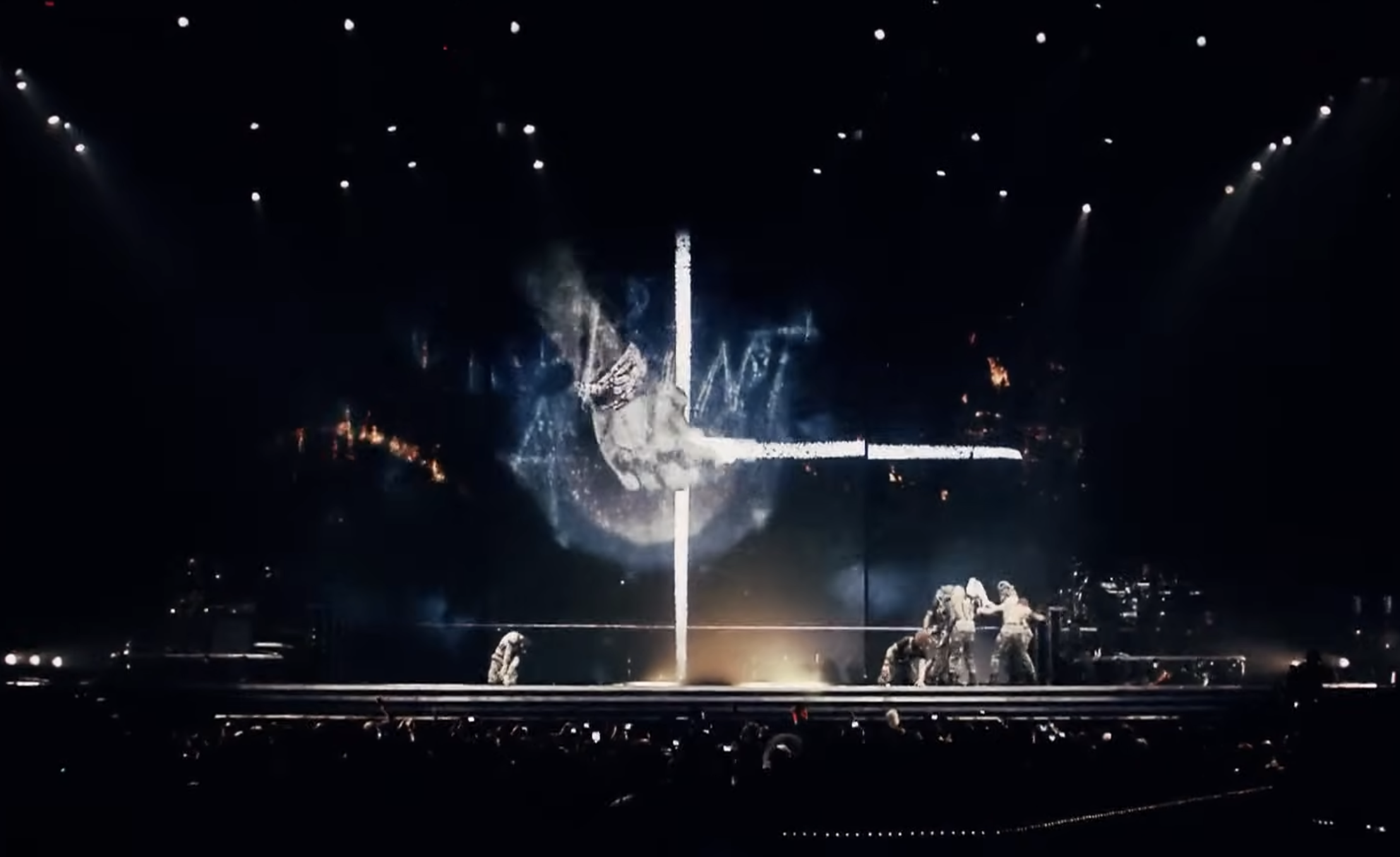 Madonna MDMA Tour / Moment Factory