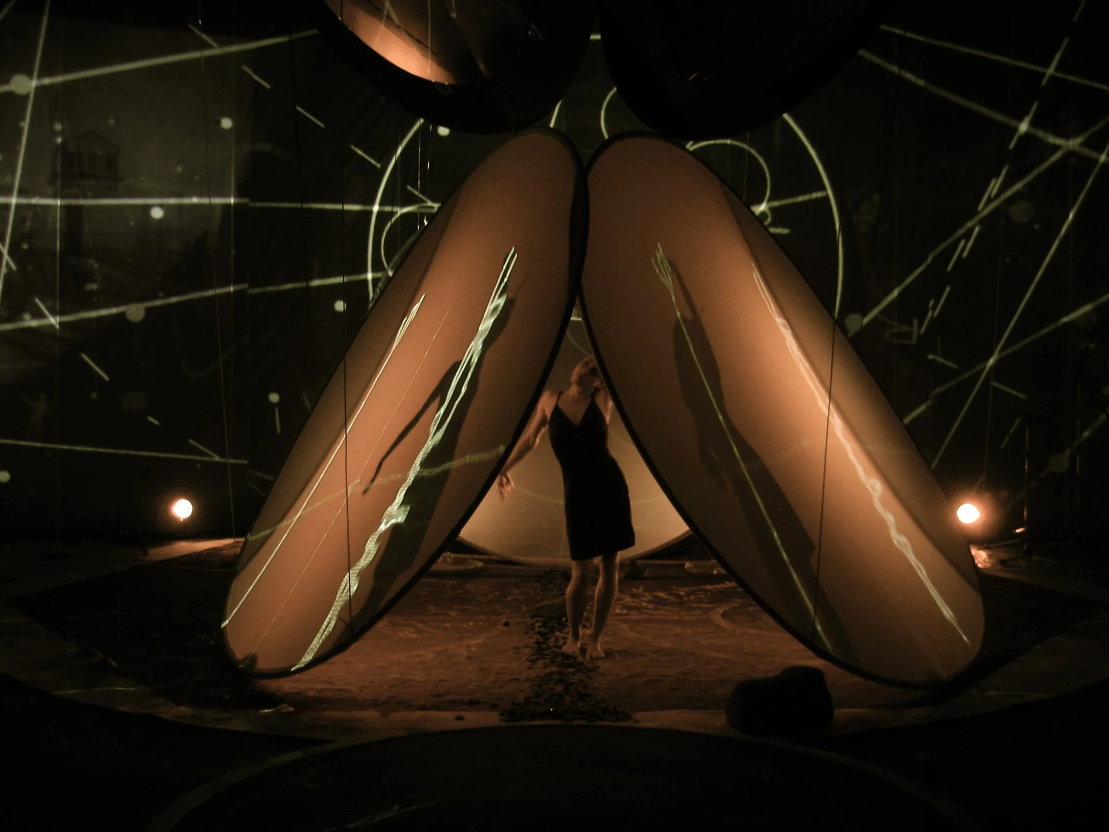 Madonna MDMA Tour / Moment Factory