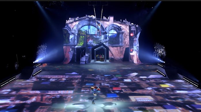 RUN / Cirque du Soleil  //
Direction & Design / Johnny Ranger  //
EQUIPE STUDIO CLYDE-HENRY //
Directrice photo DA  / Brigitte Henry //
Réalisateur -DA / Chris Lavis //
Prop master / Maciek
