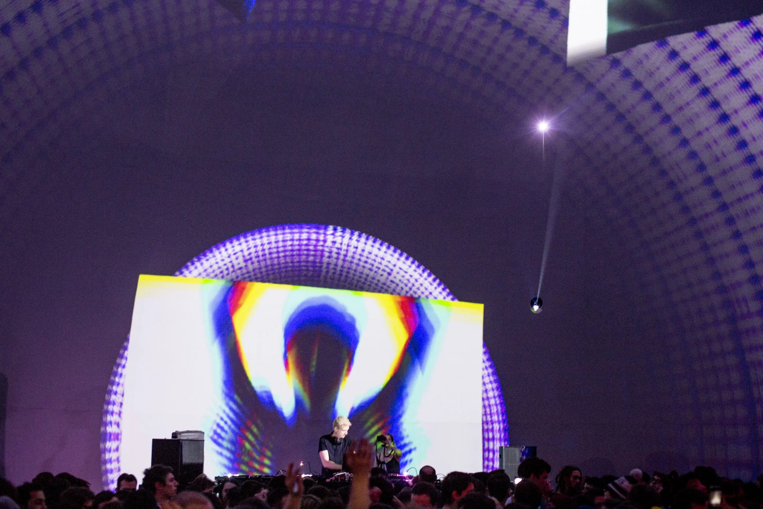 VJING LIVE VIDEO MIXING