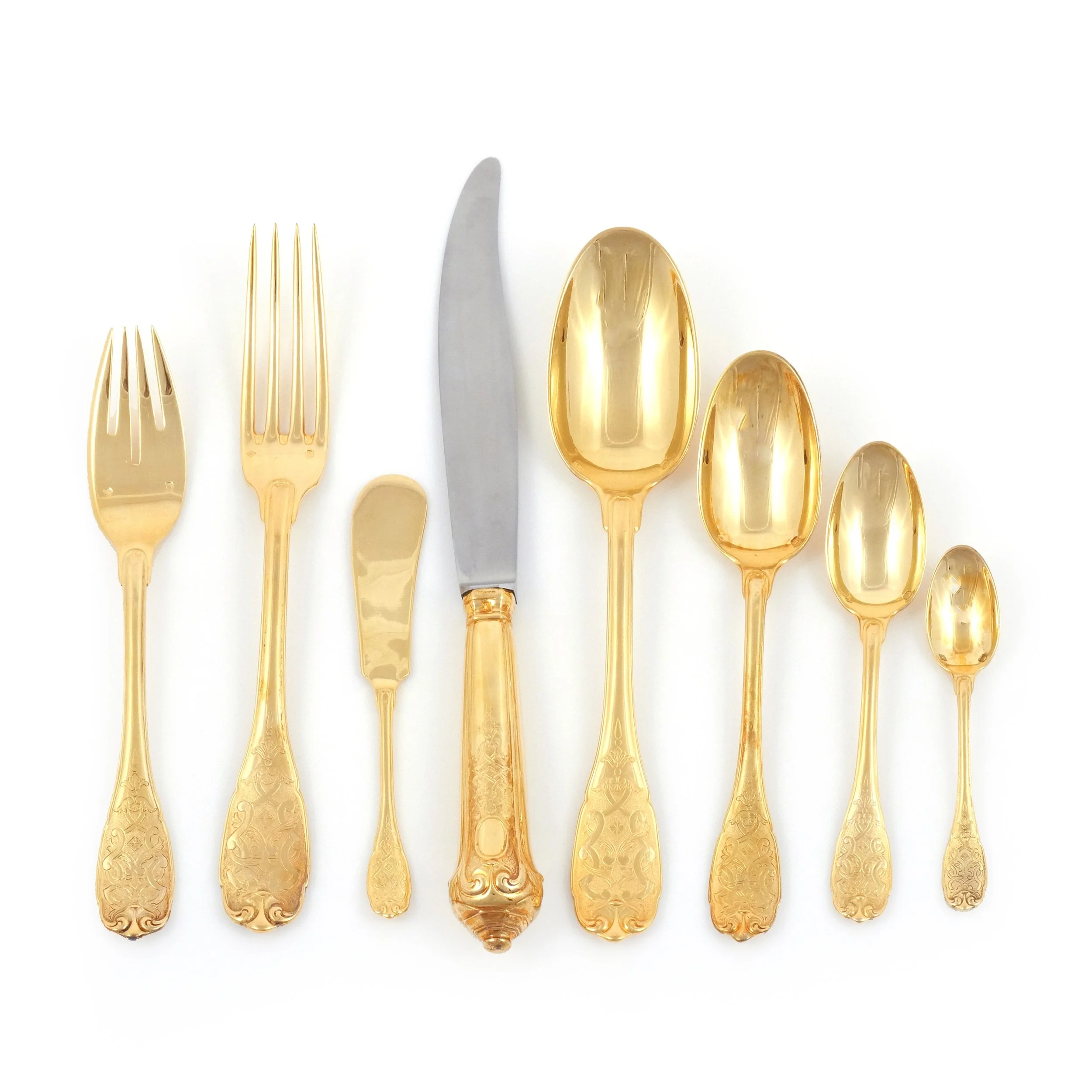 (152pc) PUIFORCAT SILVER-GILT
FLATWARE SERVICE 
In the Elysee (vermeil) pattern 
$15,000-25,000