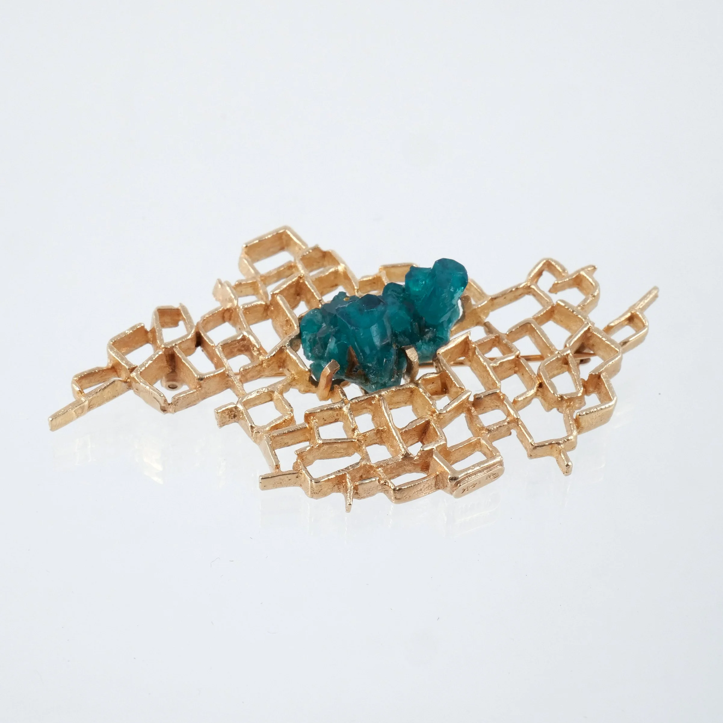 ED WIENER 14K GOLD & EMERALD BROOCH
