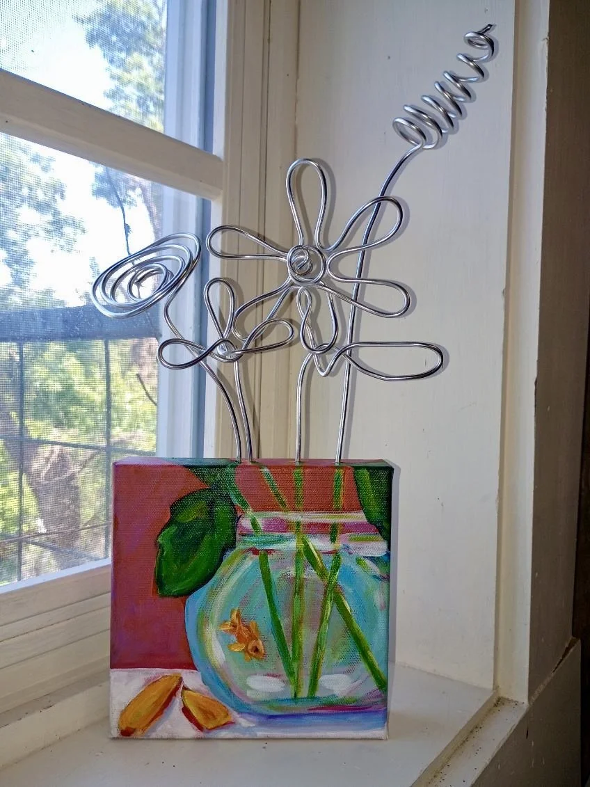 Beyond the Canvas: Wire &amp; Wildflowers