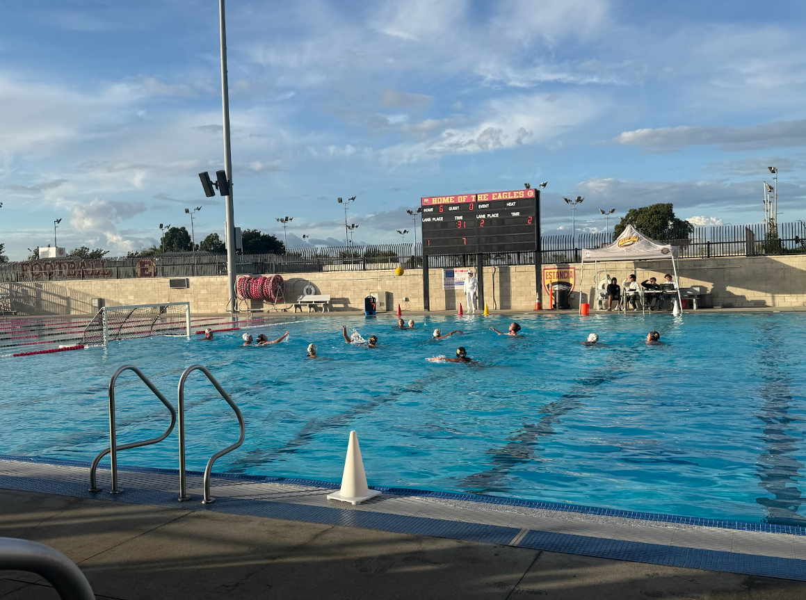 Girls water polo, preseason look!