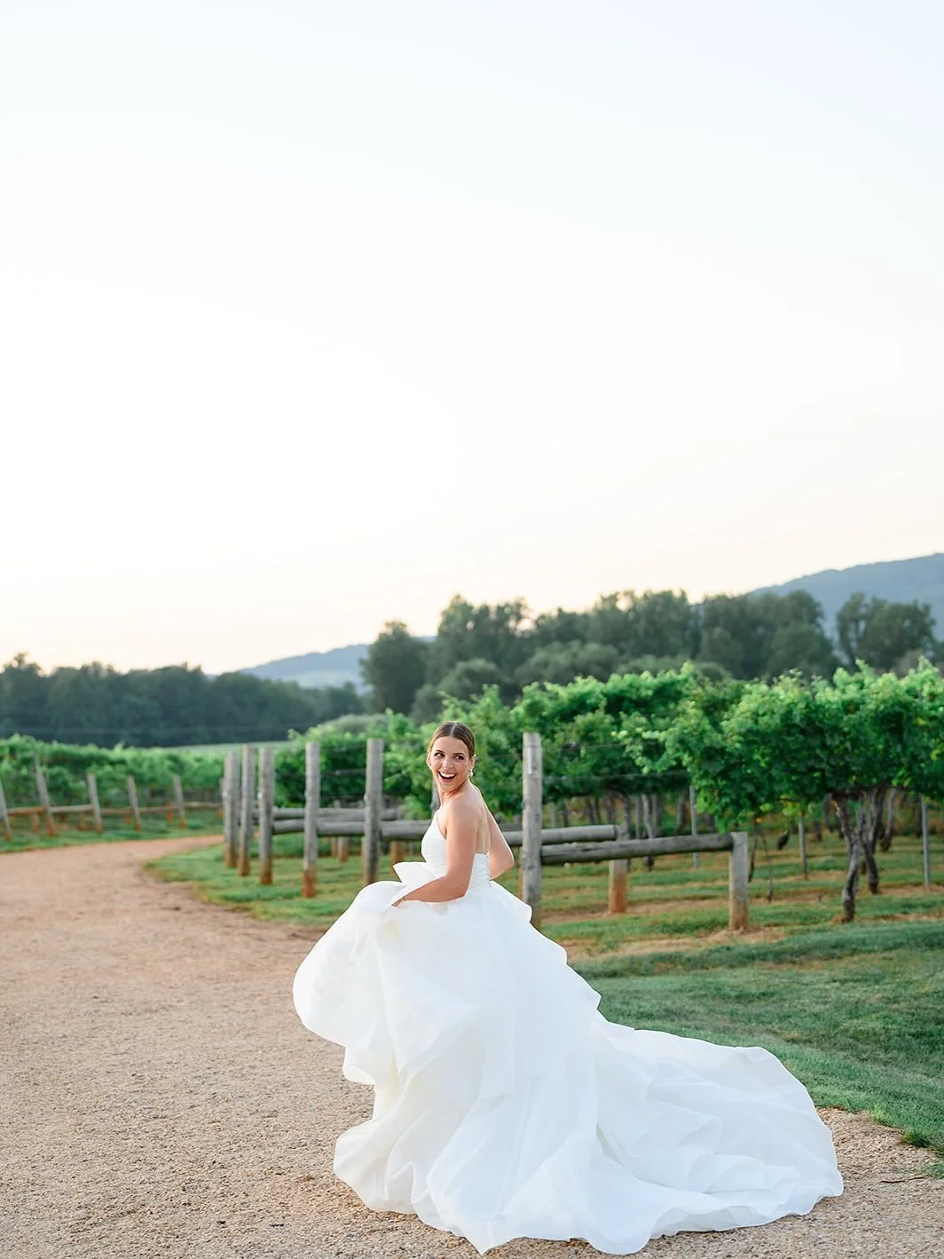 If your dress allows, consider getting a photo of yourself running (through a vineyard when possible)&hellip; J&rsquo;s dress was iconic in every way, and oh so perfect for this moment. I will never get over it. 
Photography @kaitlin_gracephotography