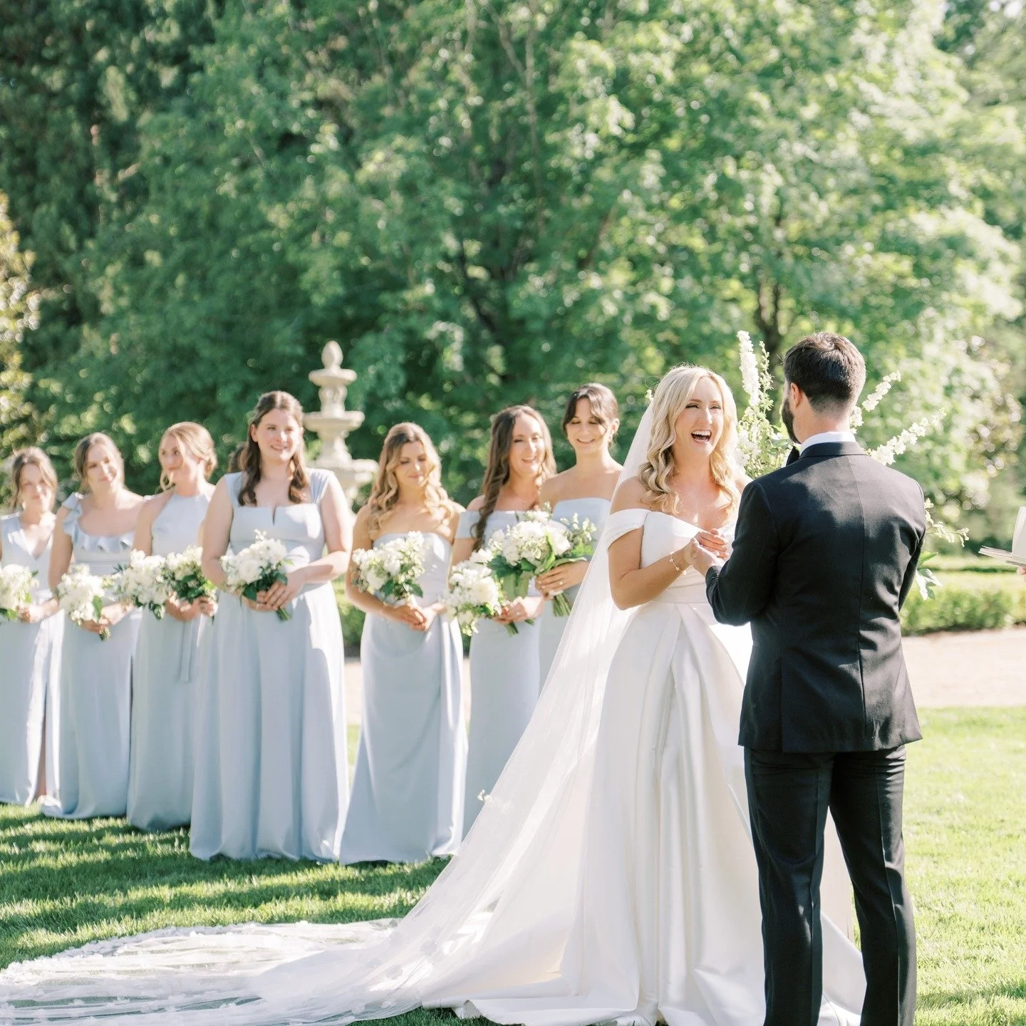 February 13th is for the ladies... Happy Galentine's Day!

Photo 1 @kristencamiellephoto @keswickvineyards @willowbranchflowers @theveilbridalco @graceface121 

Photo 2 @sarahhoustonphotography @keswickvineyards @willowbranchflowers @theveilbridalco 