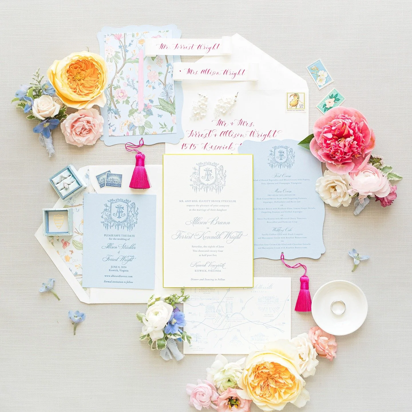 Rock, Paper, Scissors and Little Pines Paper Co. teamed up to make all of my wedding paper dreams come true for A&amp;F's wedding. Scroll to the end for a close up of the custom crest 🐇 🐅 
Printed Goods: @rps_cville 
Calligraphy: @littlepinespaperc
