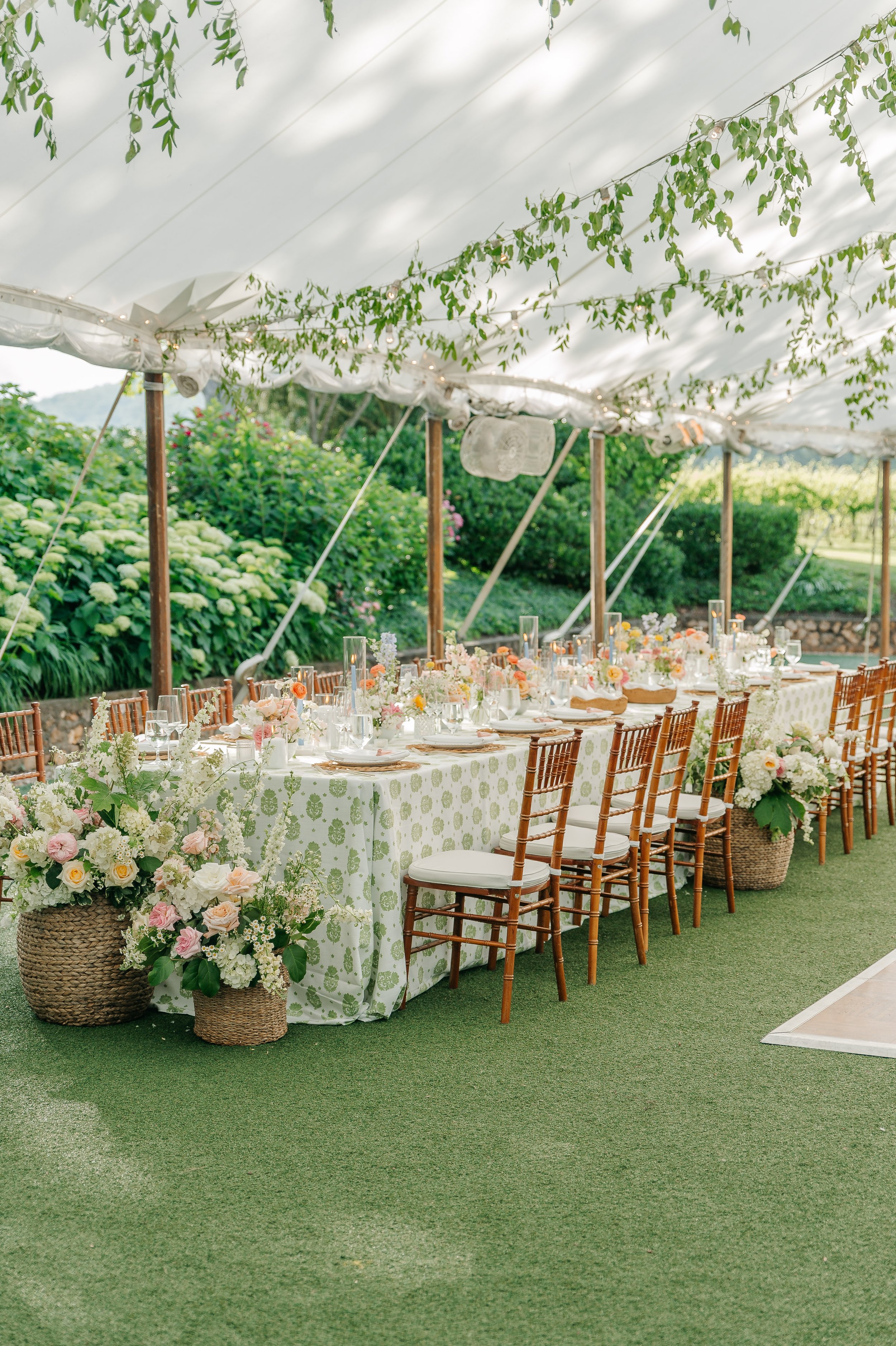 keswickvineyardsweddingcharlottesvillevirginiaweddingphotographersarahhouston-913.jpg