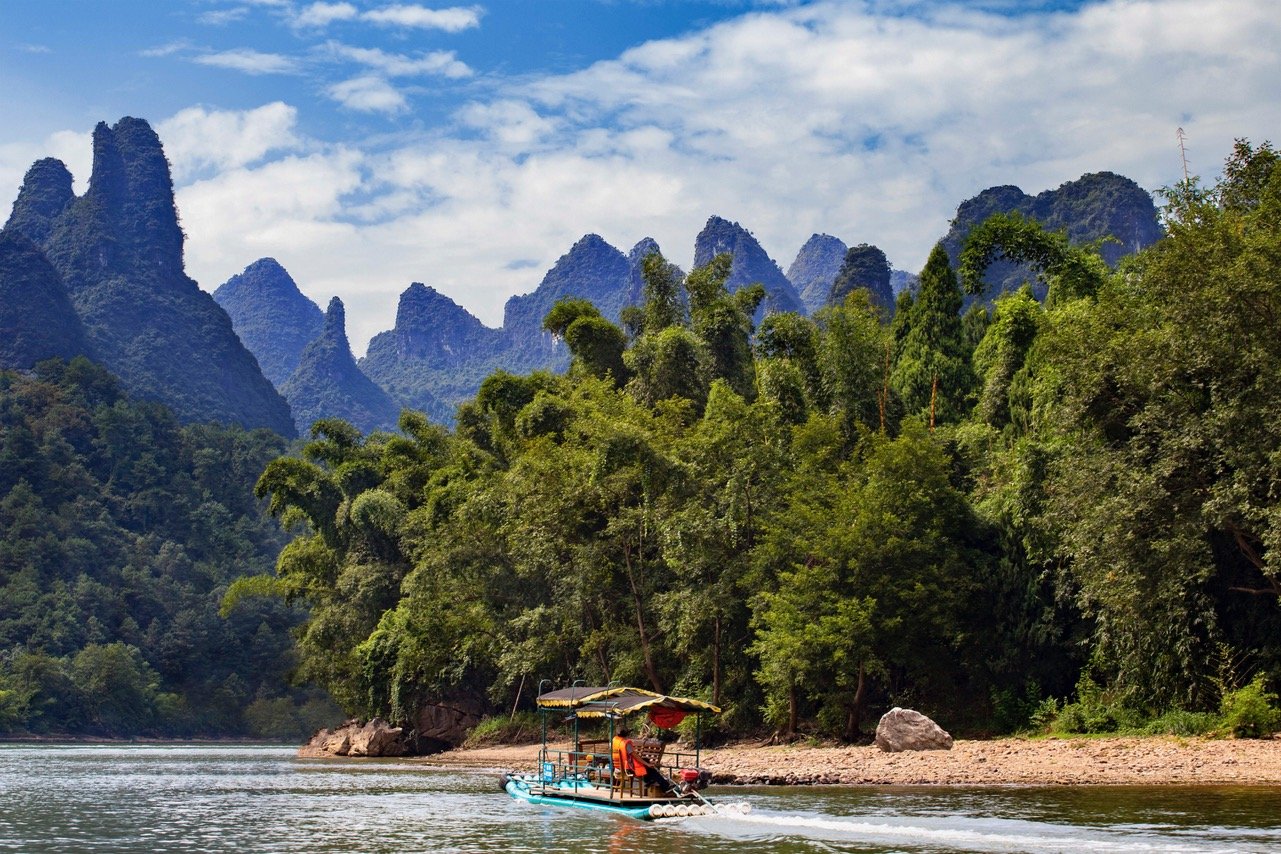 Boat to Shangri La Corrected 28x18.667  8,98,300,FL,J  No 2nd boat or tents  copy.jpeg