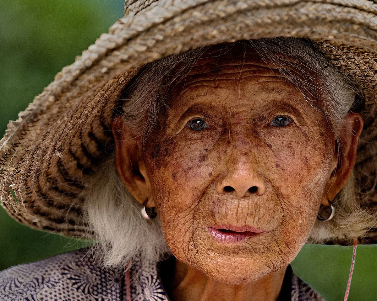 Wise Chinese Woman 5312.jpeg