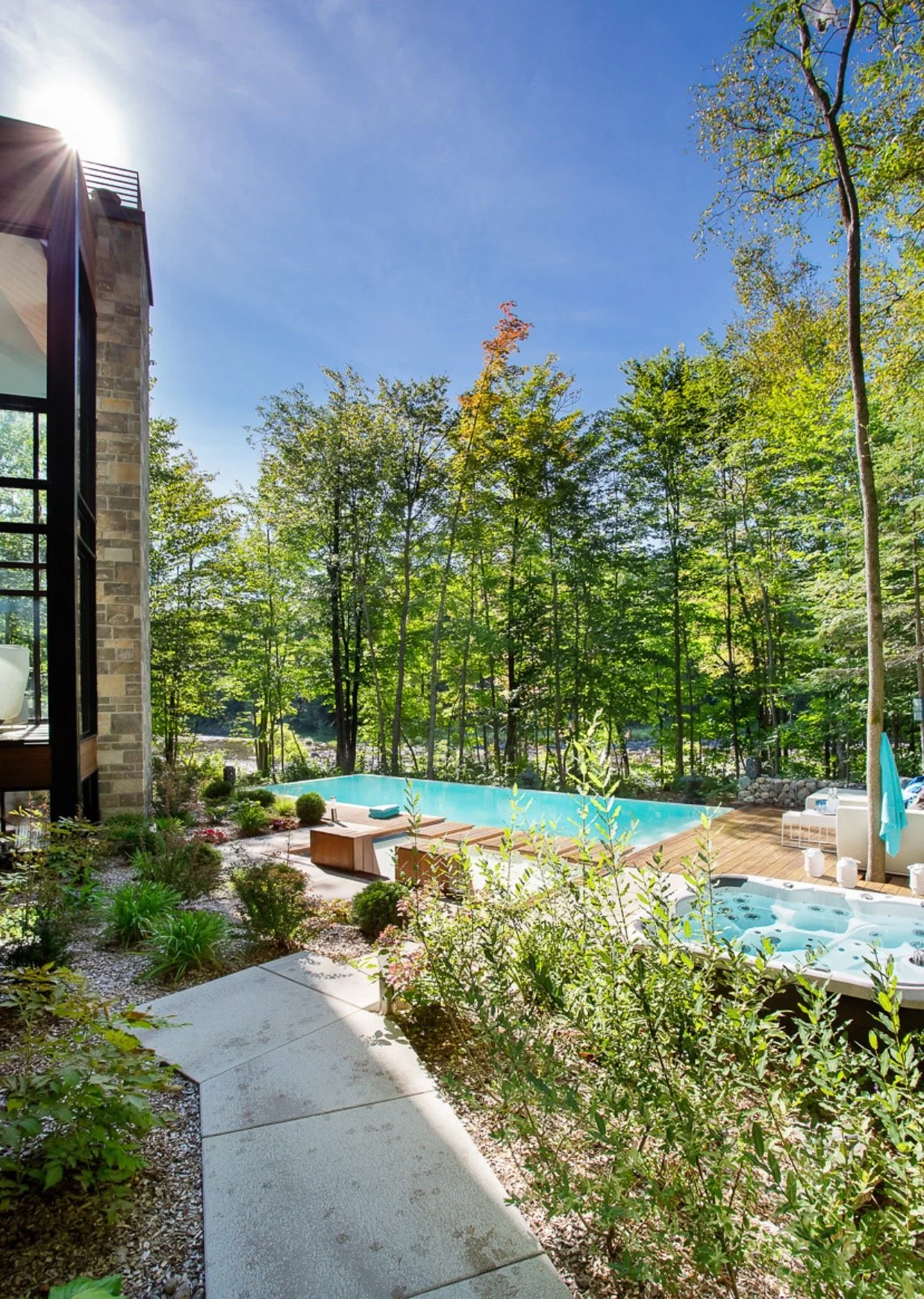 Aménagement cour arrière nature