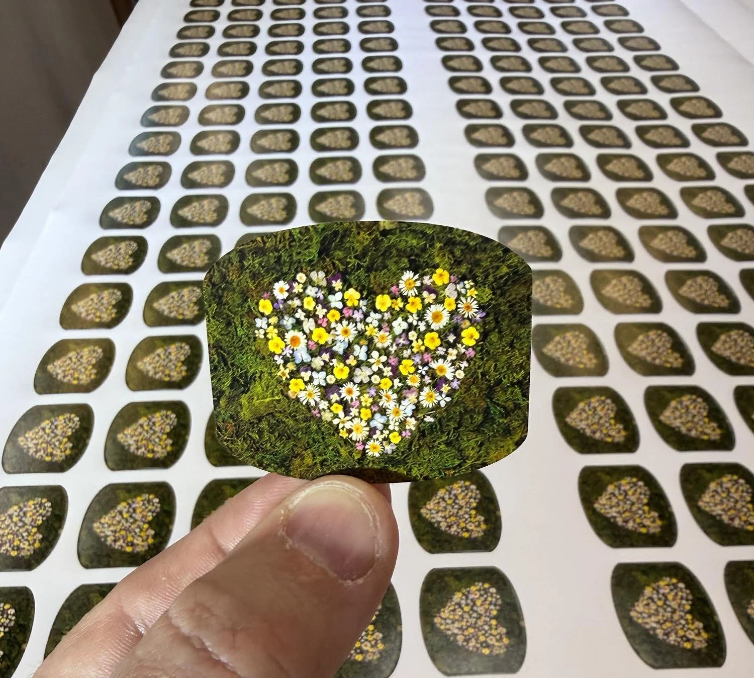 Flower Heart Sticker | DMOC