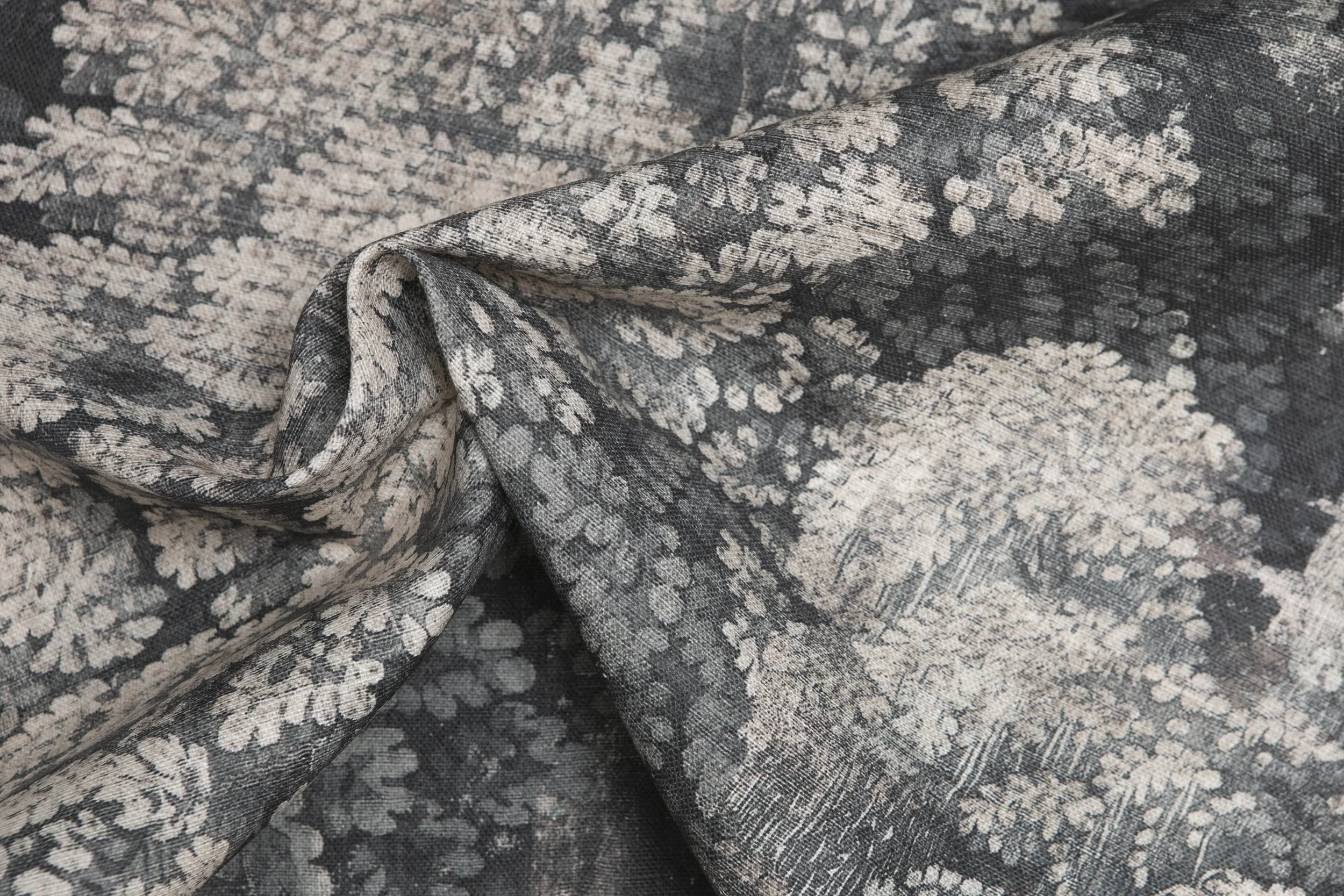 Verdure with Birds & Arbour | Agate Rose