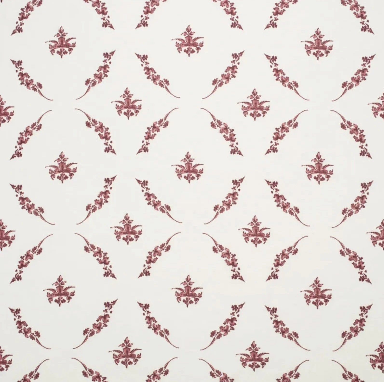Trifolium Wreath Linen | Raspberry On Ivory