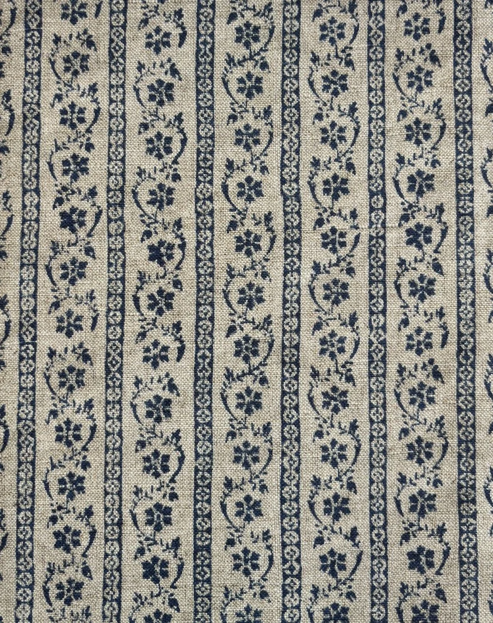 Daisy Chain | Indigo on Natural