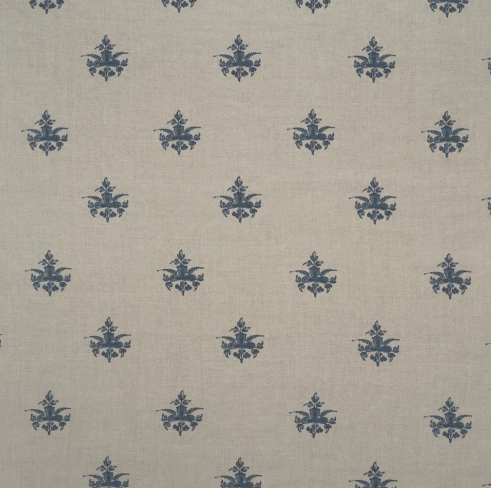 Trifolium Clover Linen | Midnight On Natural