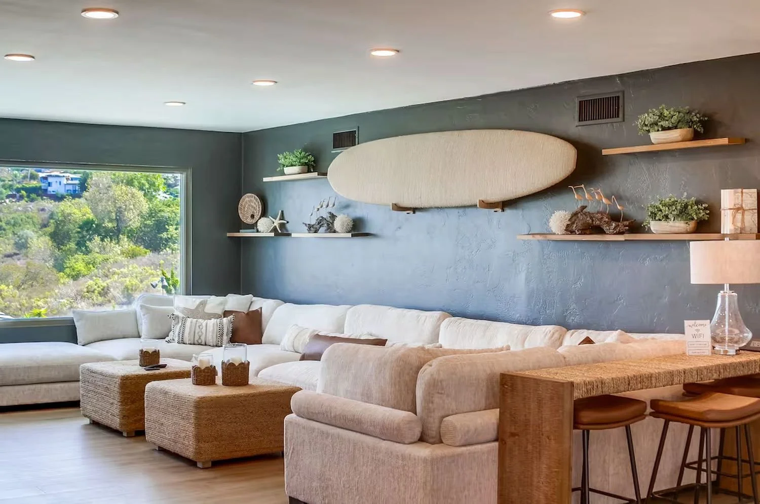 venue_2_living_room.jpg