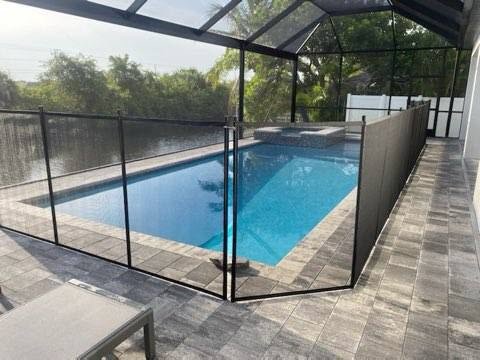 Clear view mesh pool safety fence